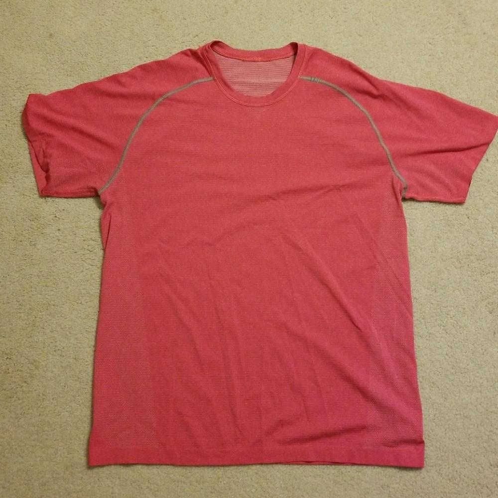 Lululemon metal vent tech T XL
